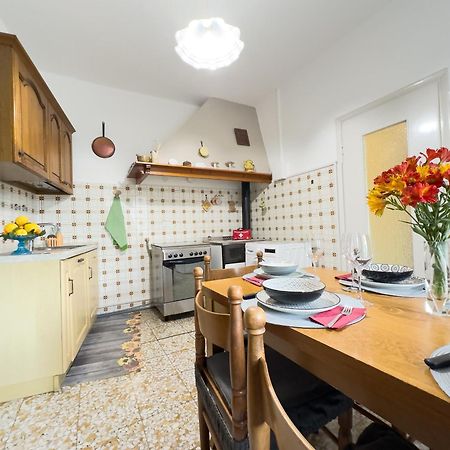 Sanremo Mare E Relax - Affittasi "Casa Illiade" Con Parcheggio Libero, Terrazza E Wi-Fi Διαμέρισμα Εξωτερικό φωτογραφία