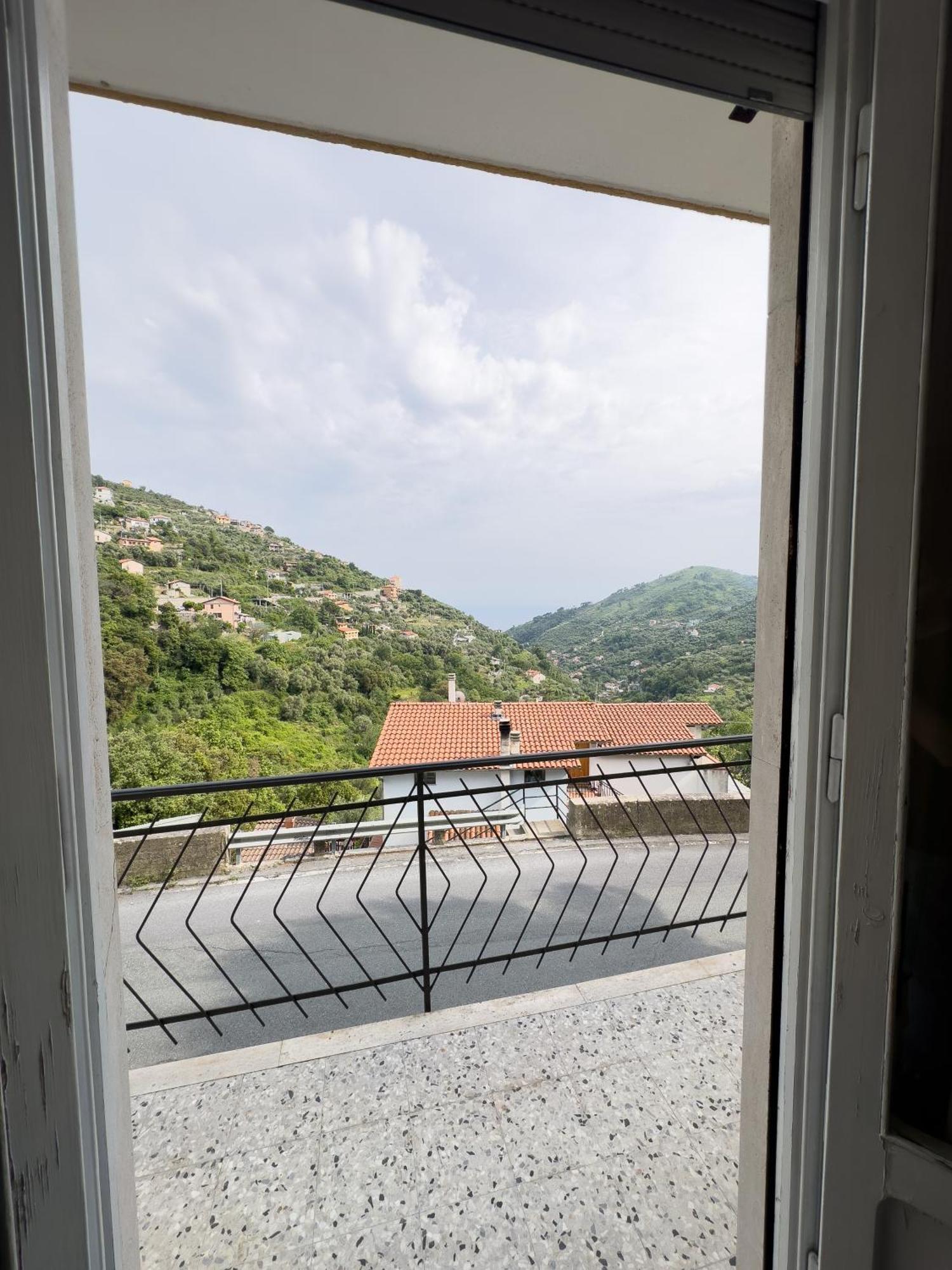 Sanremo Mare E Relax - Affittasi "Casa Illiade" Con Parcheggio Libero, Terrazza E Wi-Fi Διαμέρισμα Εξωτερικό φωτογραφία