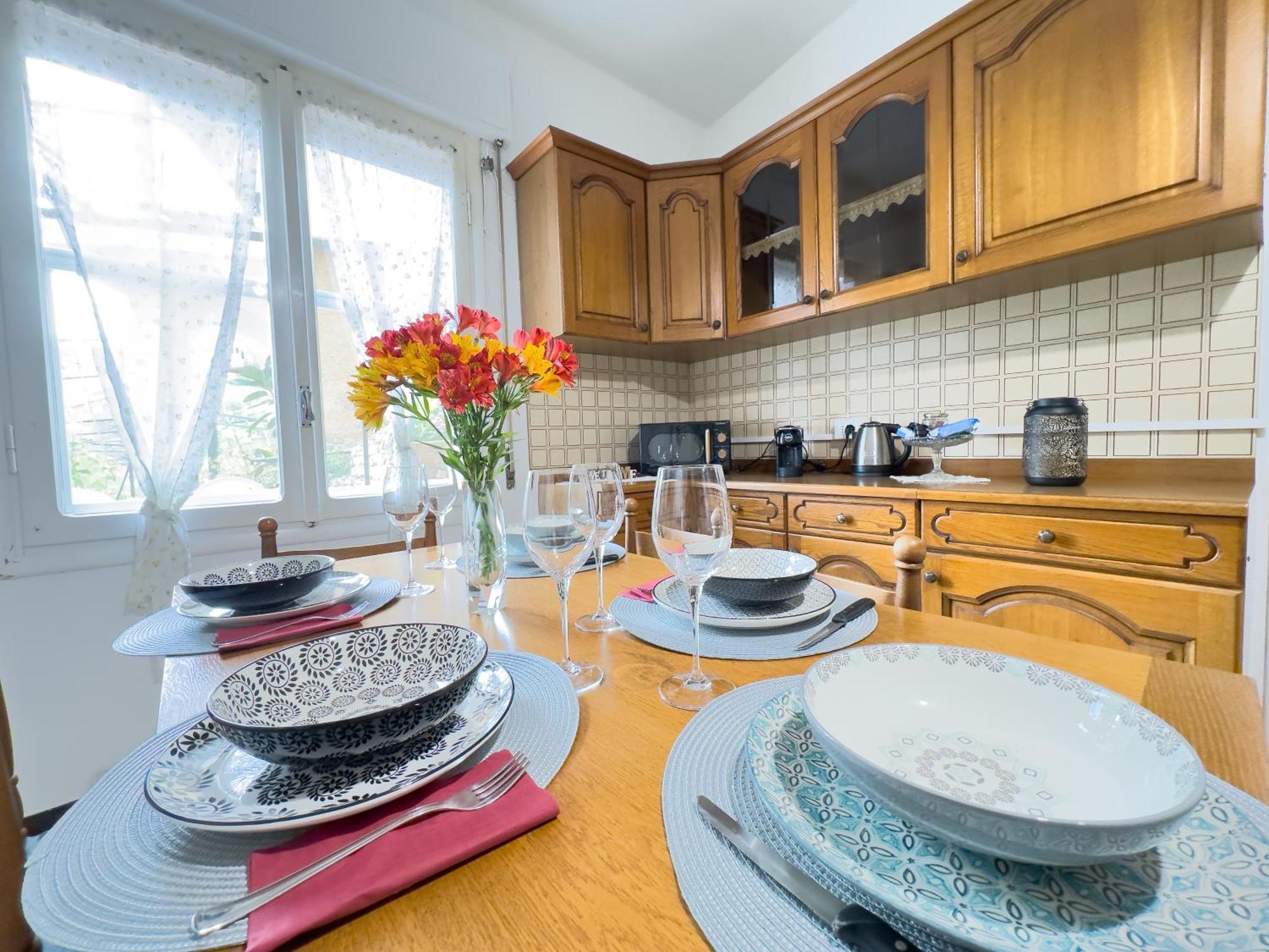Sanremo Mare E Relax - Affittasi "Casa Illiade" Con Parcheggio Libero, Terrazza E Wi-Fi Διαμέρισμα Εξωτερικό φωτογραφία